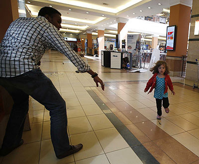 Abdul Haji, the hero who rescued many people during the  infamous Westgate terror attack in the Kenyan capital Nairobi on September 21, tries to save a kid in the wake of the attac....