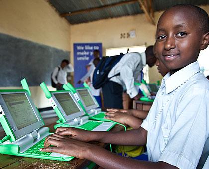 A pupil of Kimisagara on a laptop. ICT and youth minister Jean-Philbert Nsengimana has called upon young girls to maximize the available ICT infrastructure. The Sunday Times/T. Kisambira