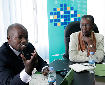 Minister Nsengimana (L) and RDB CEO Rugwabiza during the media briefing yesterday.   The New Times/John Mbanda