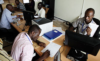 People register business at the Rwanda Development Board in the past.  The New Times/File. 