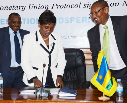 L-R ;Finance Minister Claver Gatete, EAC Minister Jacqueline Muhongayire and National Bank of Rwanda Governor John Rwangombwa  after Sunday's talk show. The New Times, John Mbanda