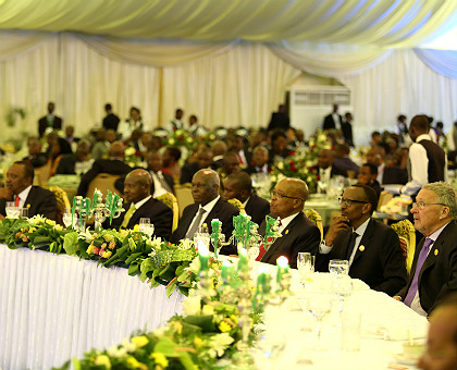 President Kagame (2nd R) with other Heads of State and Government last night in Luanda, Angola ahead of Wednesday's ICGLR summit. The New Times/Village Urugwiro