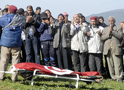 Tunisian police say three Tunisians and two Algerians took part in the weekend attack in Jendouba. Net photo.