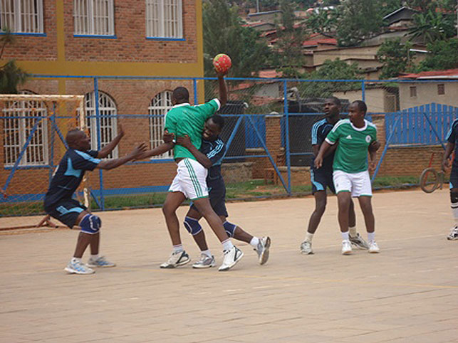 Police in a league game against Nyakabanda at Kimisagara ground in the National Handball League. they are favorities to win the Carre d'AS tournament. (File)