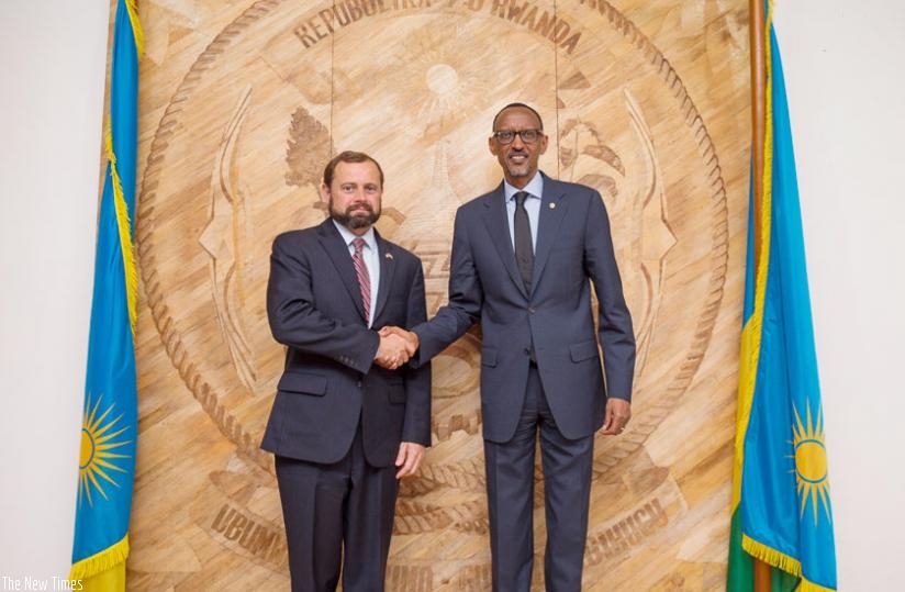 President Kagame with US Special Envoy to the Great Lakes Region at Village Urugwiro in Kigali yesterday. (Village Urugwiro)