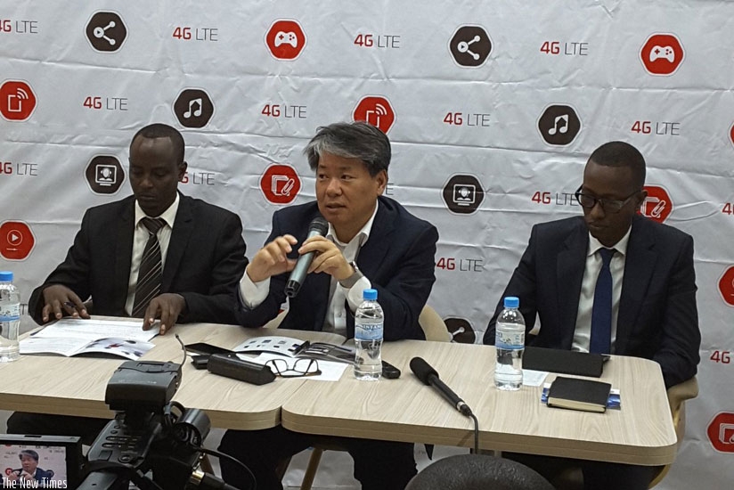 Yoon (C) with Ngabo (L) and Antoine Sebera during the press briefing. (Julius Bizimungu)