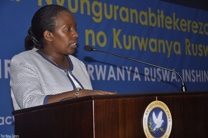 Uwamariya addresses the consultative meeting on fighting graft yesterday. (Courtesy)