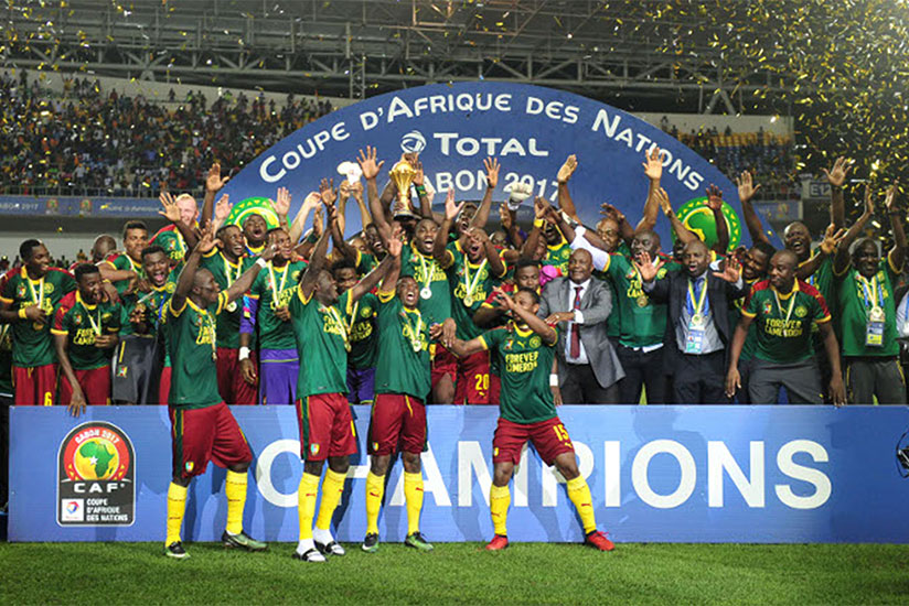 Cameroon national team celebrate CAF 2017 Cup trophy in Gabon last night. / Net photo