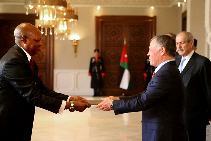 Ambassador Nkurunziza presenting his letters of credence to His Majesty the King Abdullah  II Bin Al-Hussein (Courtesy photos)