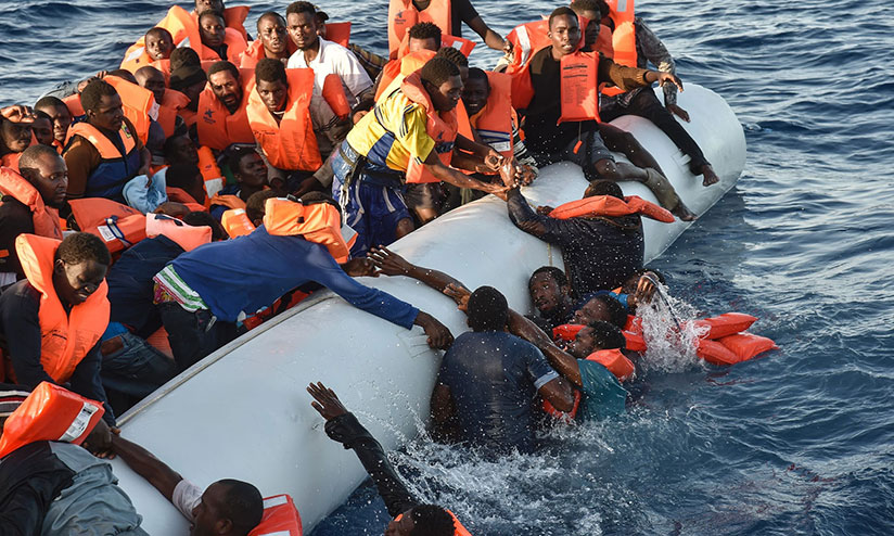 A group of migrants rescued off the coast of Libya. More than 5,000 people drowned last year trying to cross the Mediterranean into Europe. / Internet photo