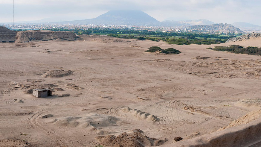 A view of the city of Trujillo between the mountains and the desert in northern Peru.