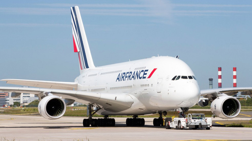 Shares in Air France fell 14% in early Monday trading. (Net photo)