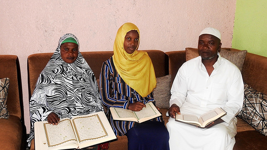 Aisha Nikuze with her parents Fatuma Nikuze and Saad Kananura.