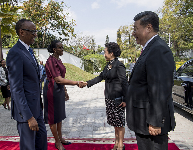 State Visit of President Xi JinPing and First Lady Peng Liyuan of China to Rwanda | Kigali, 22 - 23 July 2018
 
On 23 July 2018, First Lady and Chairperson of Imbuto Foundation, Mrs Jeannette Kagame received First Lady of China Mrs Peng Liyuan, for a presentation of the foundation's programmes in health, education, youth and women empowerment, and to discuss common socio-economic development interests