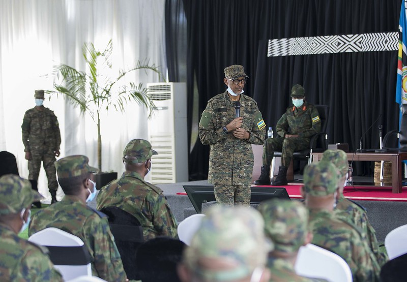 President Kagame arrives at the Rwanda Military Academy in Gako for a periodic meeting of the Rwanda Defense Forces (RDF) Command Council. / Village Urugwiro